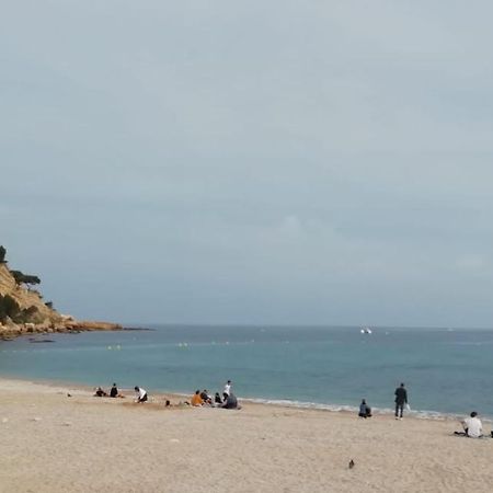 カシAu Calme, 200M Du Centre T2 Avec Balcon Et Parkingアパートメント エクステリア 写真